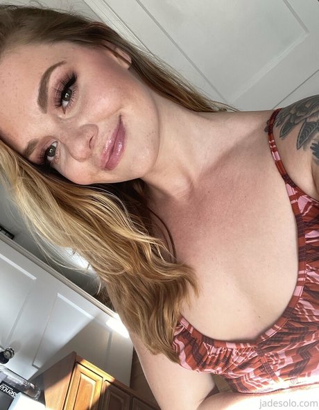 xjadesolo naked pornstar gallery