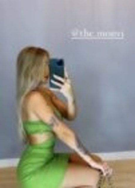 Vitoria Mondoni hot actress picture