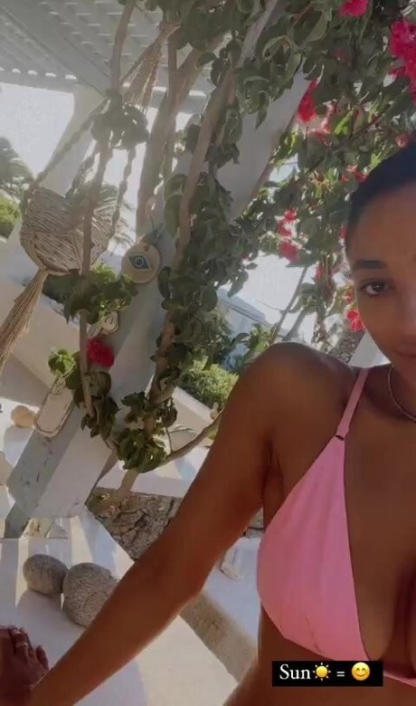 Shirin Olivia free pornstar img