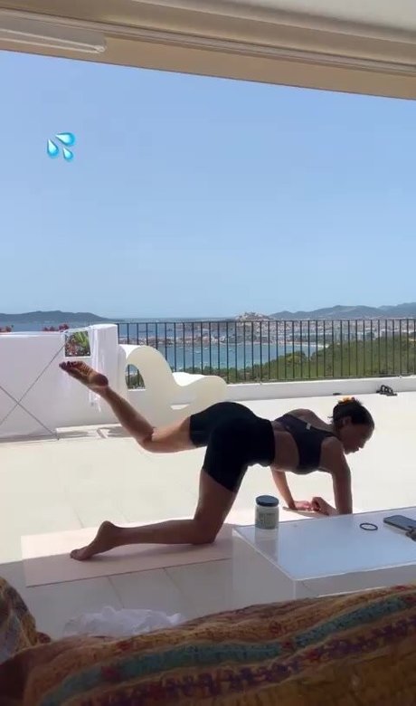 Shirin Olivia nude pornstar galleries