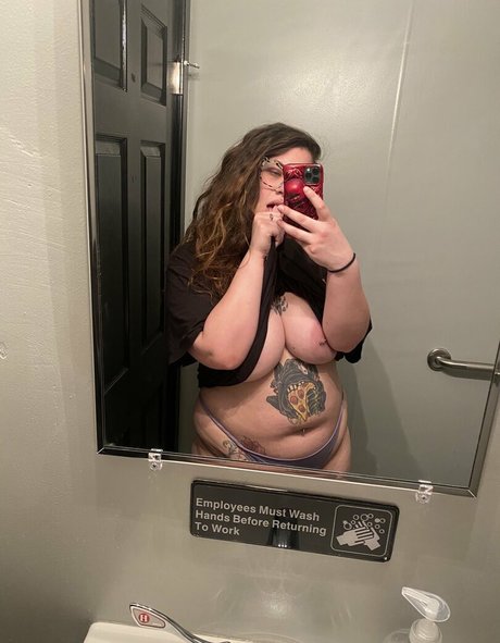 vannahrain adult model pic