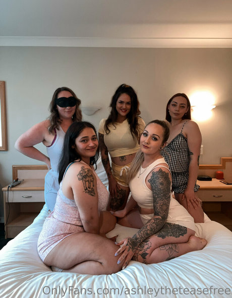 ashleytheteasefree star top pic