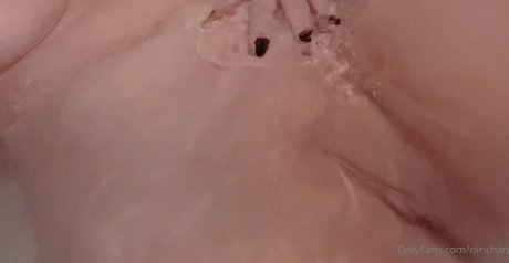 Riirichan model nudes image