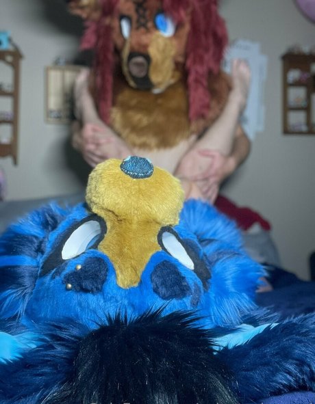 celusteshepard naked star pic