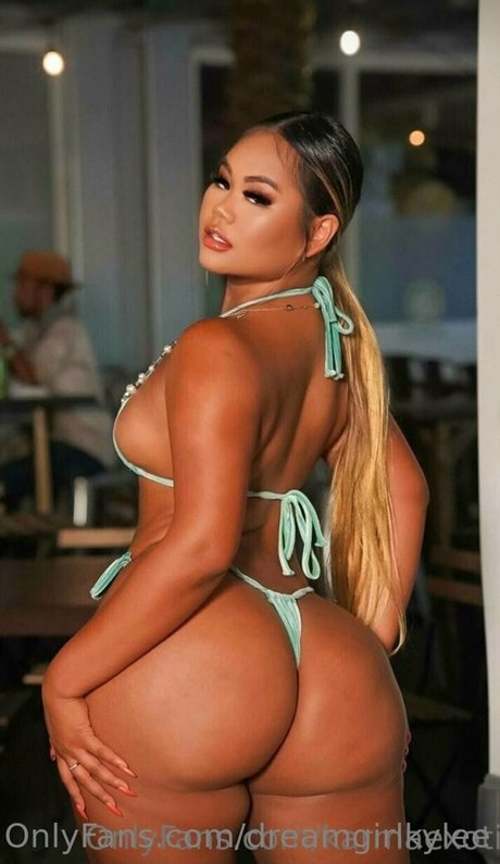 indian teen onlyfans erotic image