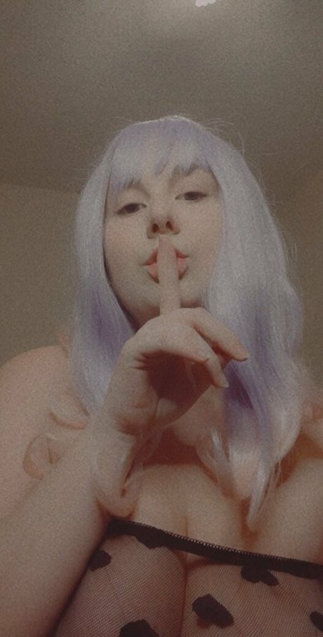 kitsucerise nude model images