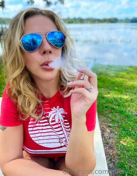 ellelyon model galleries