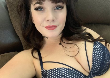 gloryhole wife onlyfans pretty archive