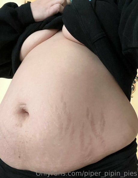 tattooed onlyfans exclusive images