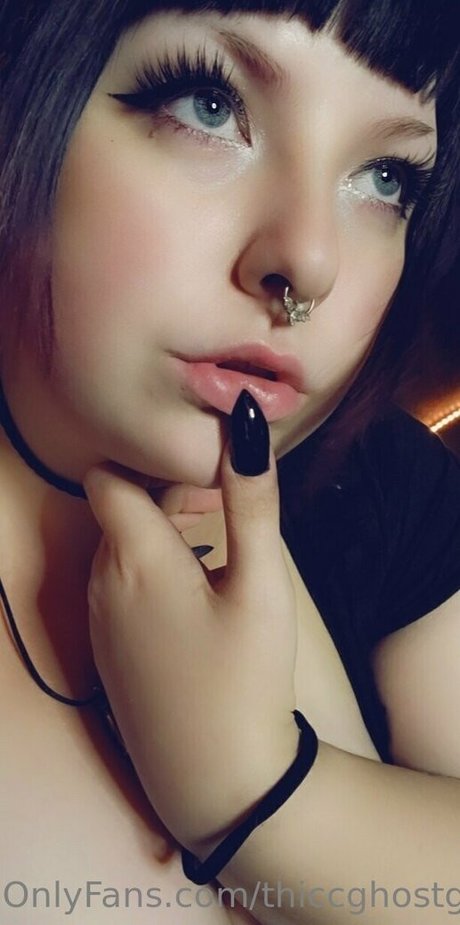 thiccghostgirl star sexy gallery