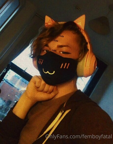 femboyfatal star perfect pics