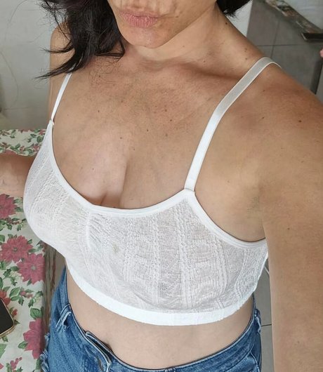 SexyLatinaWife pornstar pretty photos