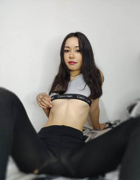 aniaross xxx pornstar archive