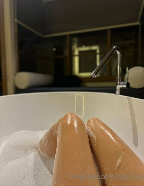 leather skirt onlyfans sex picture