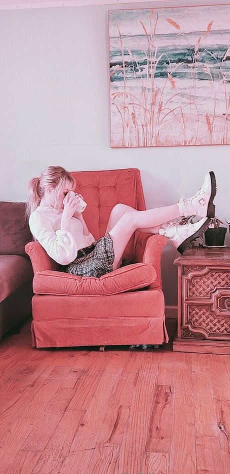 brunette pov onlyfans adult images