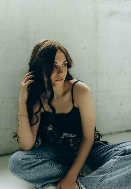 jessy nanny top model img