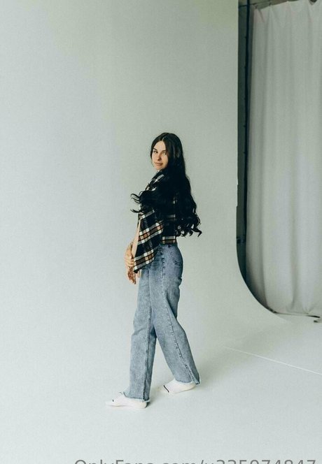 jessy nanny model xxx photo