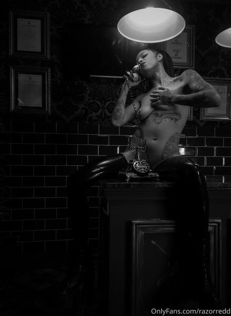 razorredd star sex pic