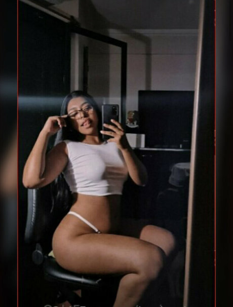 yarissalove porn star image