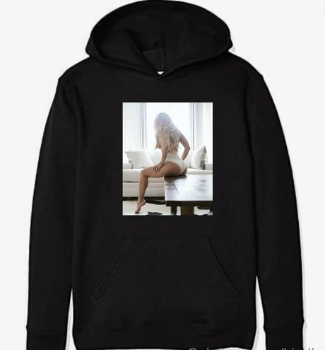 chicks with dicks onlyfans hot porn photo