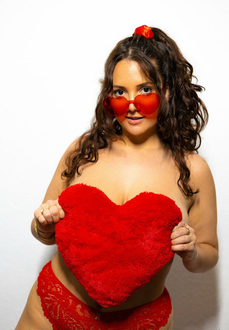 morgangallocomedy high quality model pictures