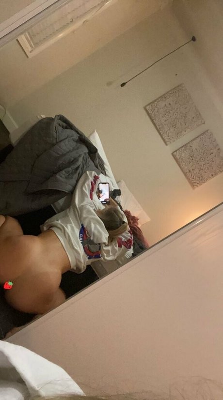 nerdy onlyfans pornographic images