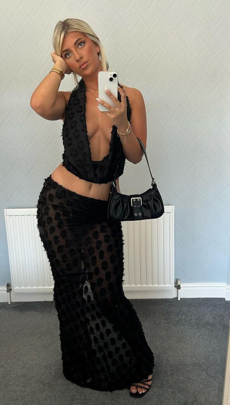 izzytaffs xxx actress galleries