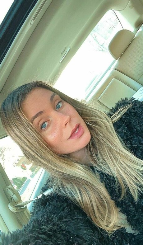 kristinanicolee Profile Pic