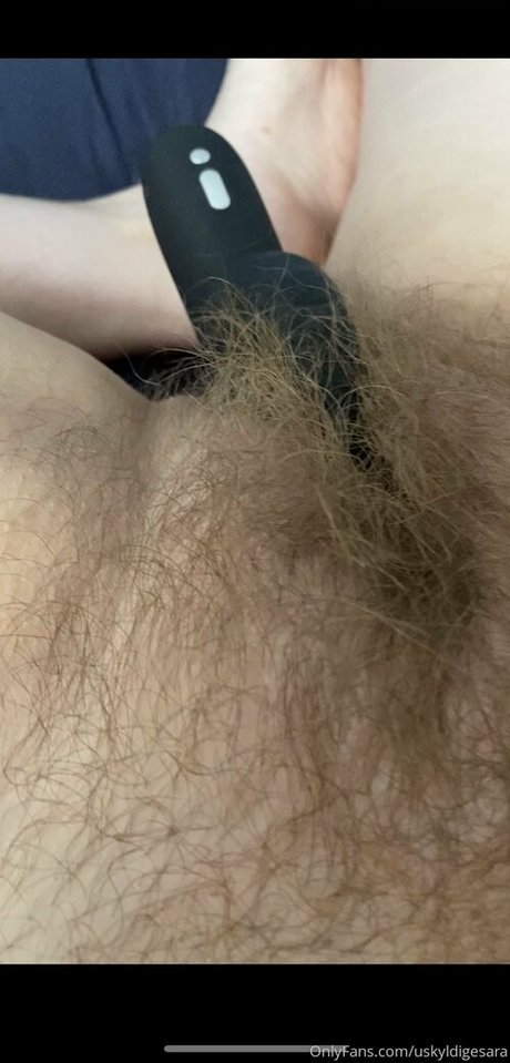 uskyldigesara porn star photo