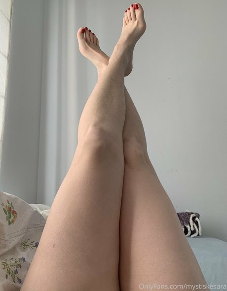 uskyldigesara model nude gallery