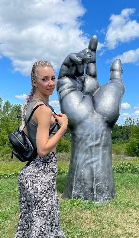 teen natural tits onlyfans art naked image