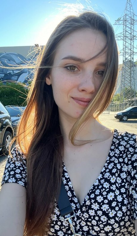 liliflower2002 model hd image