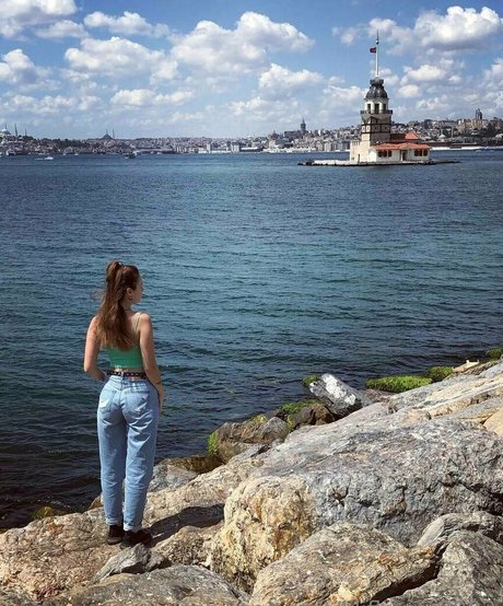 liliflower2002 erotic actress photos