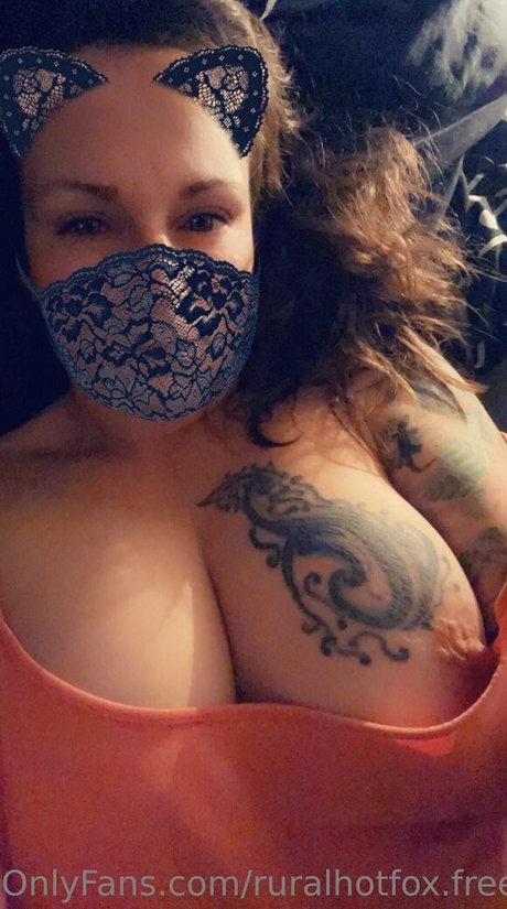 ruralhotfox free model art pics