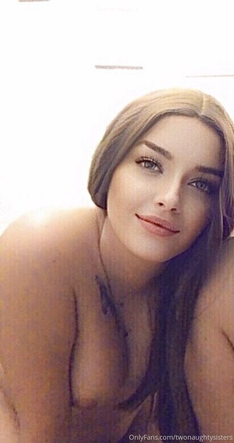 twonaughtysisters nude star photos