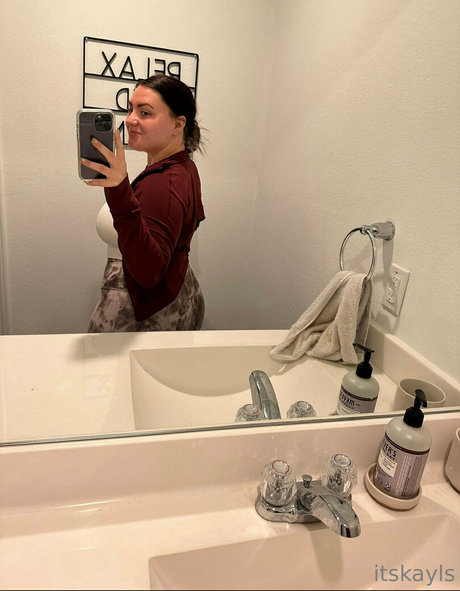 itskayls perfect actress pics