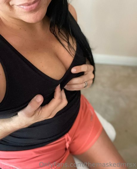 themaskedmrsx star xxx pic