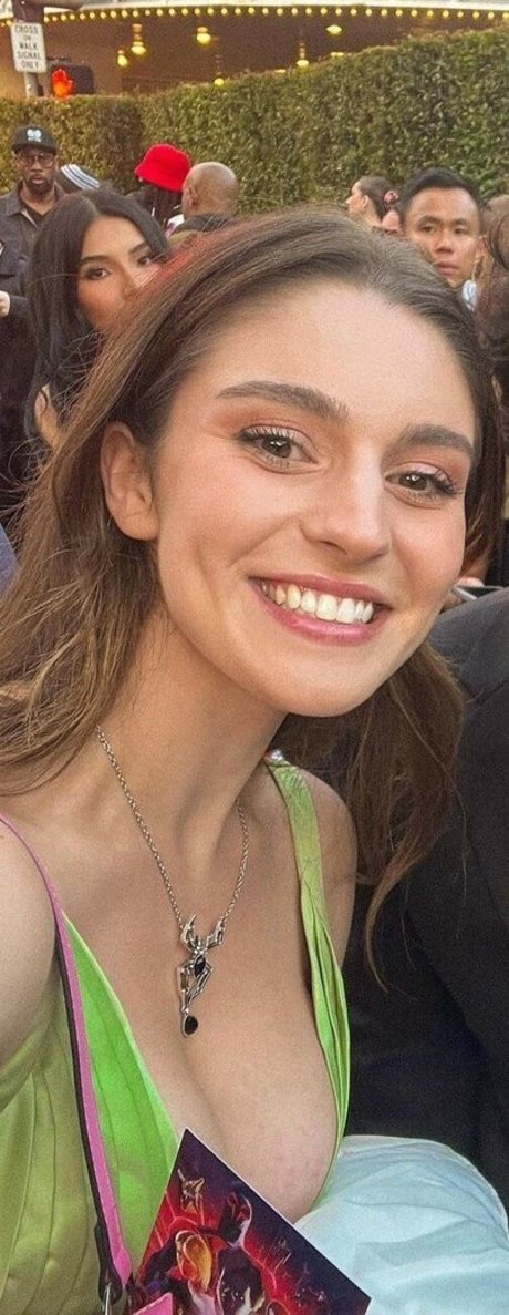 Taya Miller exclusive model images