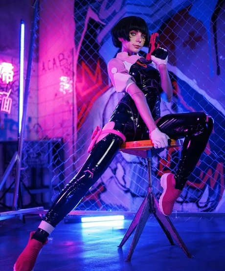 flat chested onlyfans top galleries