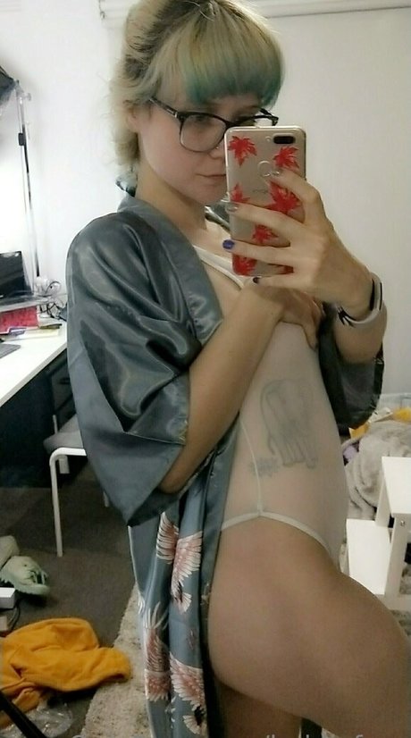 heidivfree art actress image