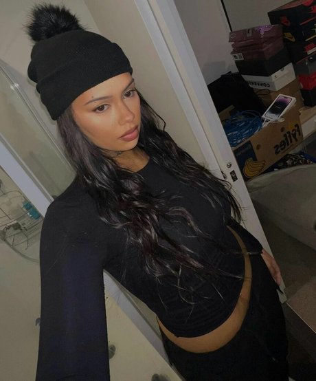 vaynenz pornstar nude pics