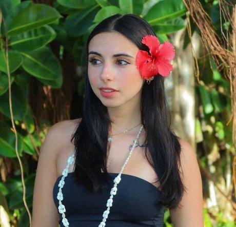 ines roml nudes star photos