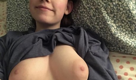 small onlyfans top photo