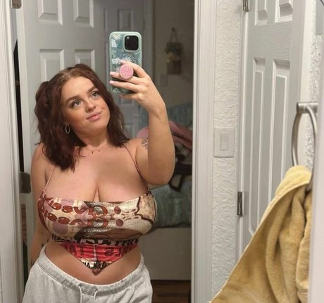 20 years old onlyfans pornographic pics