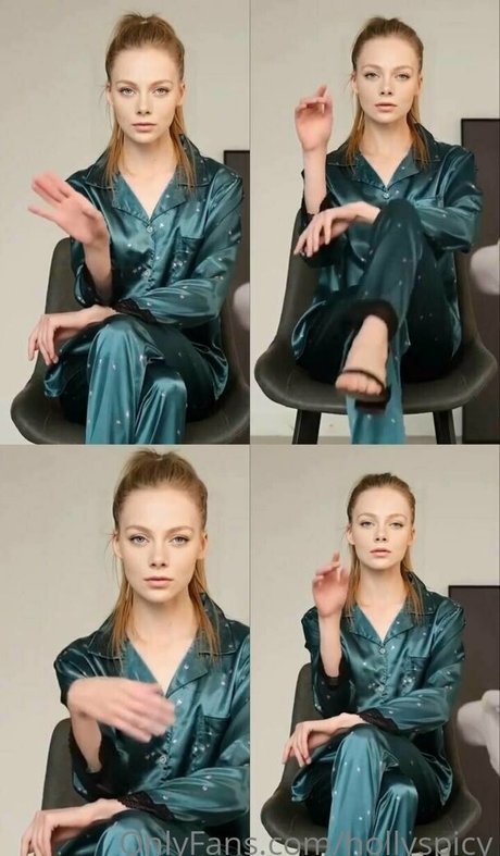 hollyspicy pornstar pretty photo