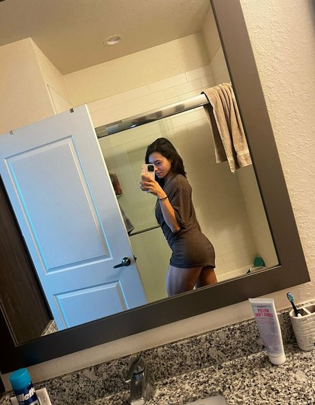 xxloy model adult photos