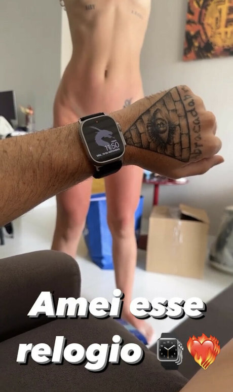 Souzinhazz model exclusive pic