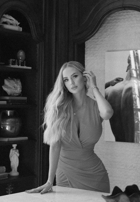 valeriecody star nude pics