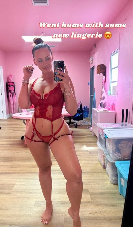Yesjulz pornstar nudes img