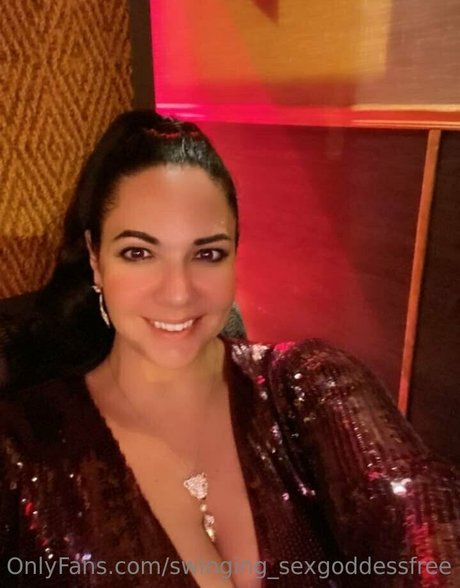 swinging sexgoddessfree naked actress photo